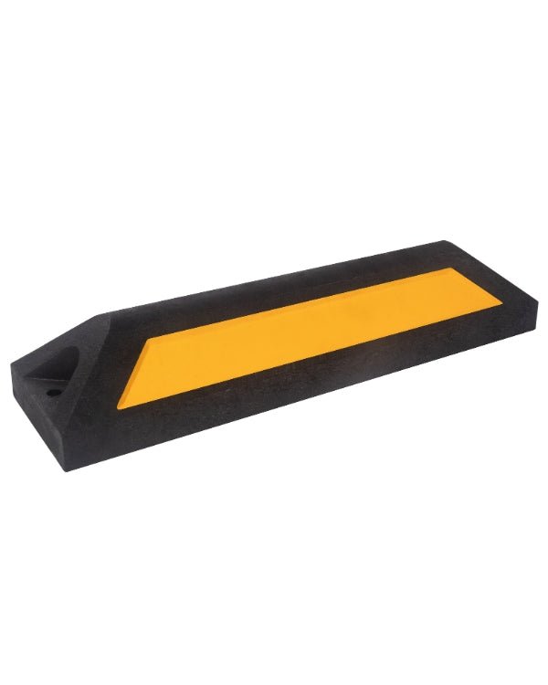 Tope de estacionamiento Individual de Polietileno Negro Reciclado con Pintura Amarilla para Estacionamiento - SOLTEC